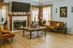 905 Mill Spring Dr, Garland, TX 75040 - Photo 5