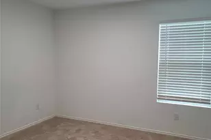 1213 Wildflower St, Ennis, TX 75119 - Photo 9