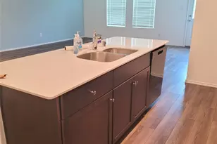 1213 Wildflower St, Ennis, TX 75119 - Photo 11