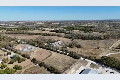 238 Spain Road, Van Alstyne, TX 75495 - Photo 11