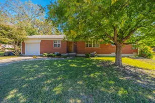 327 S 4th St, Wylie, TX 75098 - Photo 1