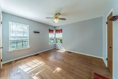 327 S 4th Street, Wylie, TX 75098 - Photo 9