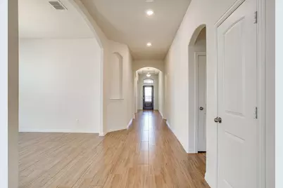 10208 Claire Creek Road, Fort Worth, TX 76126 - Photo 7