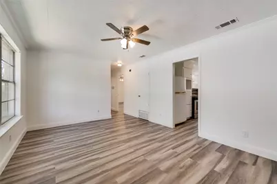 1412 Woodcrest Drive, Mesquite, TX 75149 - Photo 3