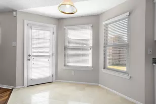 1112 Lake Bluff Dr, Little Elm, TX 75068 - Photo 9