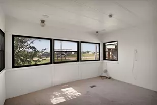 201 Fox Run Rd, Cleburne, TX 76033 - Photo 17