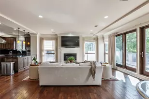 501 Samuels Ave, Fort Worth, TX 76102 - Photo 13