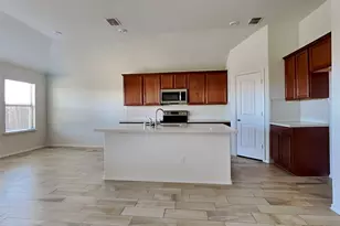 253 Pitt Cir, Fate, TX 75189 - Photo 5