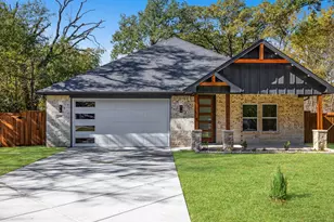 105 Oakwood Dr, Trinidad, TX 75163 - Photo 1