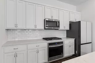 2241 Adena Spgs Dr, Allen, TX 75013 - Photo 9