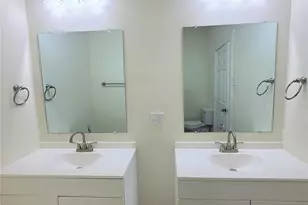 110 W Morton St, Denison, TX 75021 - Photo 9