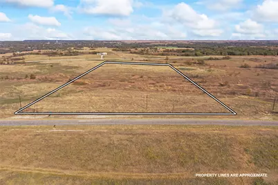 1315 Fm 677 S, Saint Jo, TX 76265 - Photo 11