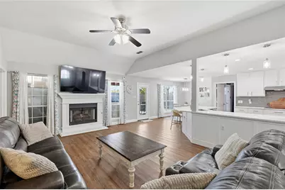 407 Valley View Lane, Krum, TX 76249 - Photo 9