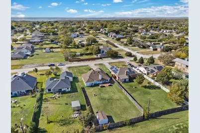 305 Maverick Trail, Oak Point, TX 75068 - Photo 39