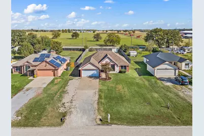 305 Maverick Trail, Oak Point, TX 75068 - Photo 3