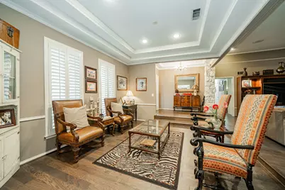 9511 Fallbrook Drive, Dallas, TX 75243 - Photo 5