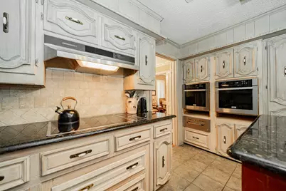 9511 Fallbrook Drive, Dallas, TX 75243 - Photo 11