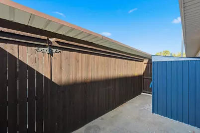 9829 Park Lane Court #B, Dallas, TX 75220 - Photo 31