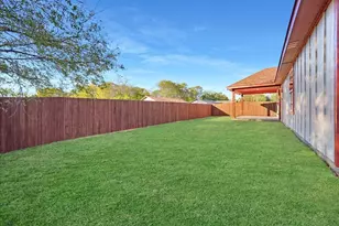 8321 Raymond Ave, White Settlement, TX 76108 - Photo 29