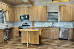 724 Franklin, Bellevue, TX 76228 - Photo 11