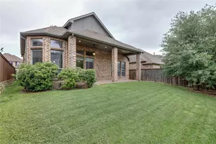 4008 E Hill Dr, Irving, TX 75038 - Photo 33