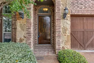 4008 E Hill Dr, Irving, TX 75038 - Photo 3
