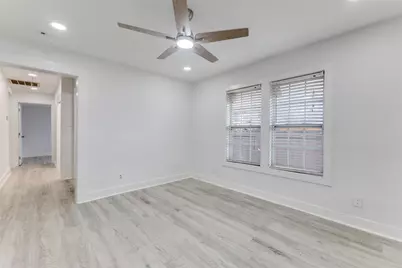 3239 Spring Avenue, Dallas, TX 75215 - Photo 3