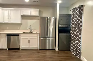 313 E Mitchell St, Arlington, TX 76010 - Photo 3