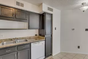 9825 N Walnut St, Dallas, TX 75243 - Photo 17