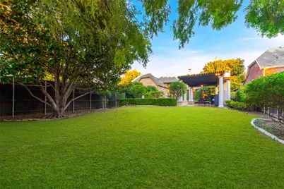 4105 Chief Drive, Carrollton, TX 75007 - Photo 37