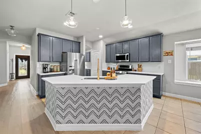 2401 Creekdale Drive, Denton, TX 76210 - Photo 5