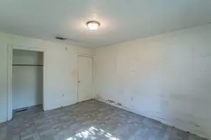 3110 Canada Dr, Dallas, TX 75212 - Photo 9