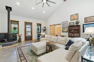 114 Bear Cat Ct, Alvord, TX 76225 - Photo 11