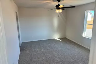 1008 Morgan Ct, Springtown, TX 76082 - Photo 5