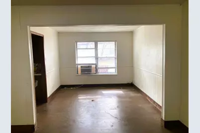 202 W Vernon Street, Bells, TX 75414 - Photo 9