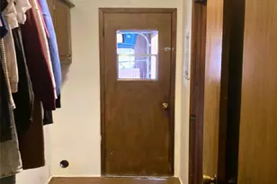 202 W Vernon St, Bells, TX 75414 - Photo 5