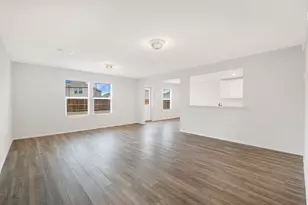 345 Huntley St, Van Alstyne, TX 75495 - Photo 9