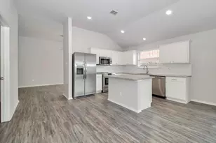 5528 Ridge View Dr, Watauga, TX 76137 - Photo 9