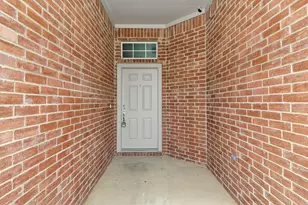 5528 Ridge View Dr, Watauga, TX 76137 - Photo 3