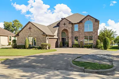 6118 Lincolnshire Court, Rowlett, TX 75087 - Photo 1
