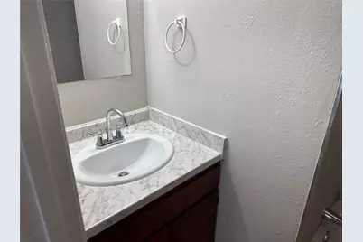 3031 Medina Street, Irving, TX 75061 - Photo 11