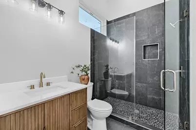 320 Bentwood Drive, Pottsboro, TX 75076 - Photo 9