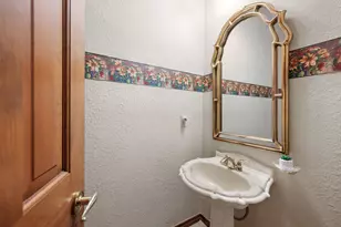 1303 Crest Dr, Colleyville, TX 76034 - Photo 17