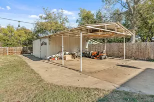 261 Barker St, Stephenville, TX 76401 - Photo 29