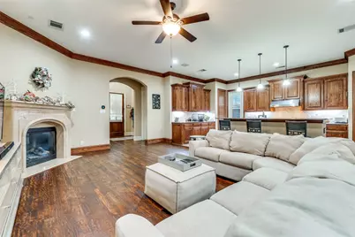 4516 Gilbert Avenue, Dallas, TX 75219 - Photo 3