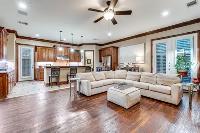 4516 Gilbert Avenue, Dallas, TX 75219 - Photo 9