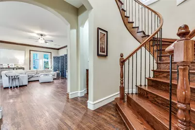 4516 Gilbert Avenue, Dallas, TX 75219 - Photo 5