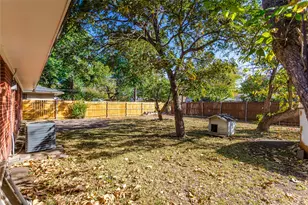 13454 Glenside Dr, Farmers Branch, TX 75234 - Photo 27