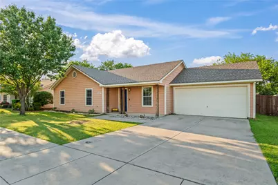 2813 Dana Lane, Denton, TX 76209 - Photo 1