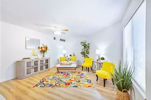 2310 Balsam Dr, Arlington, TX 76006 - Photo 5